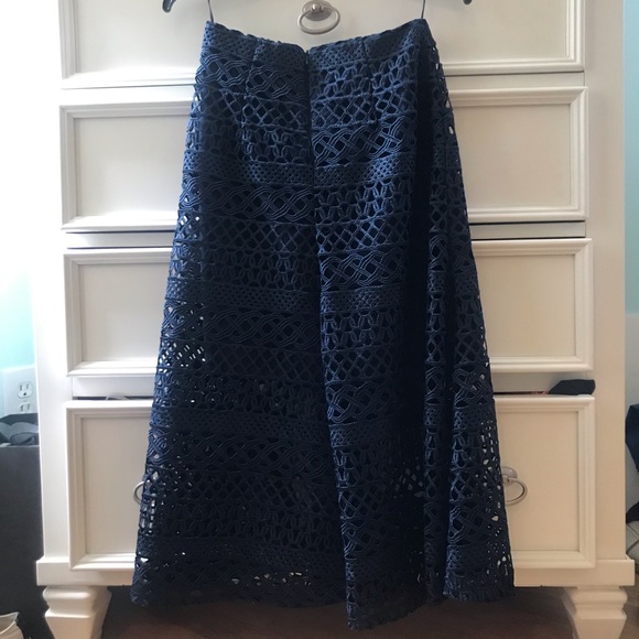 NICHOLAS LACE SKIRT - Picture 3 of 6